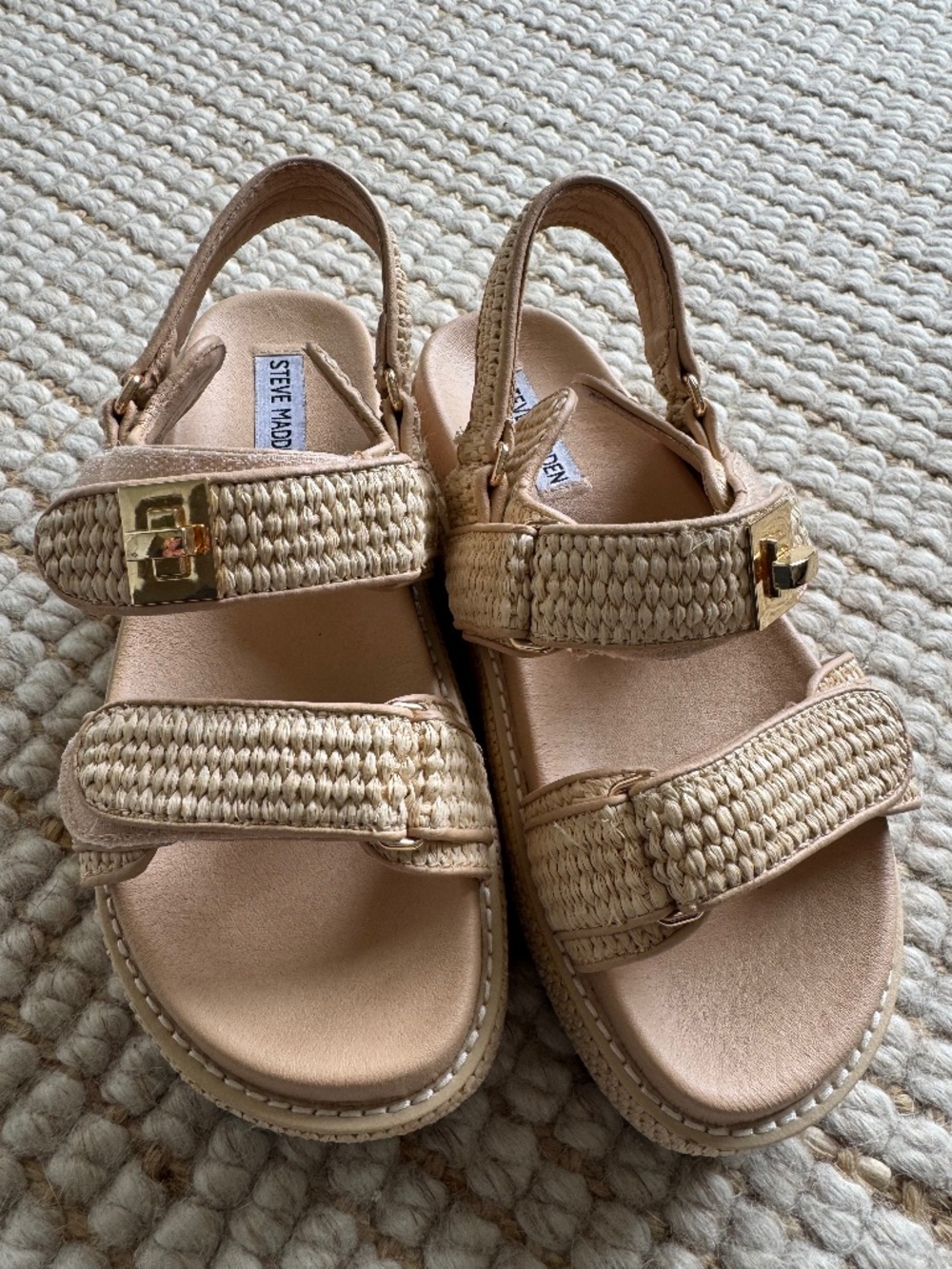 STEVE MADDEN Sandal